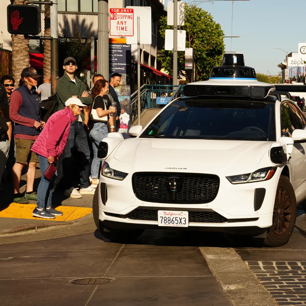 Waymo w San Francisco – technologia, która zachwyca i trochę… przeraża